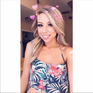 Meet your Posher, Nicole